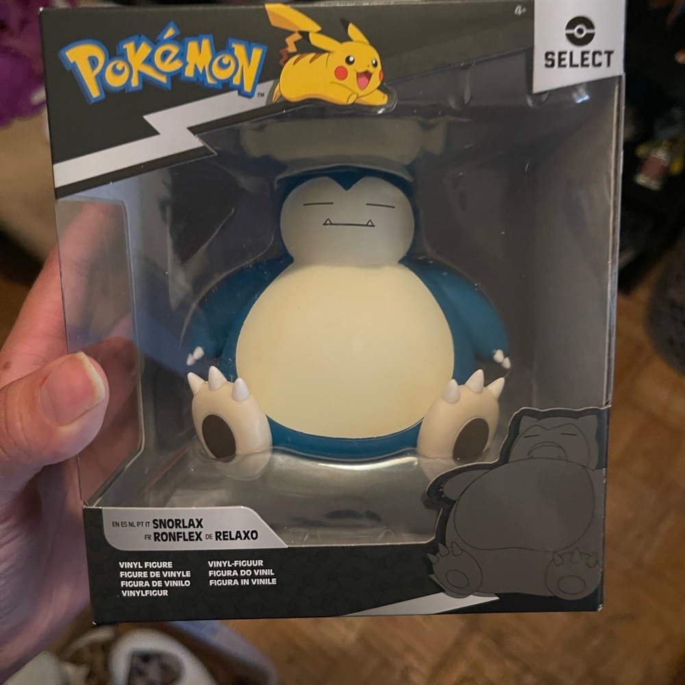 Snorlax Vinyl Figure - Blue and White